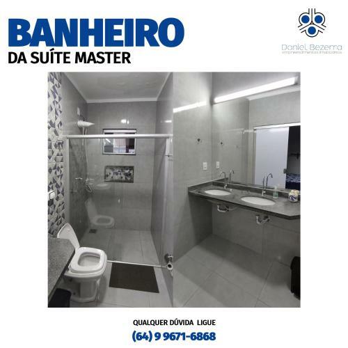 Casa Com Piscina, Churrasqueira, 3 Su�tes Com Ar Condicionado