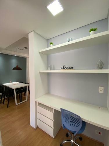 101-apartamento Encantador, 2 Quartos. Bigorrilho