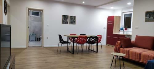 Apartment In An Urban Villa Kraljevica