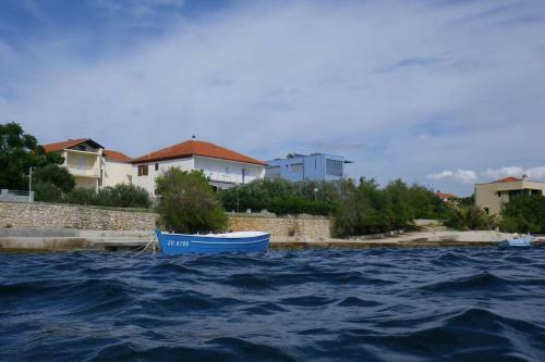 Apartment Overlooking The Sea 360