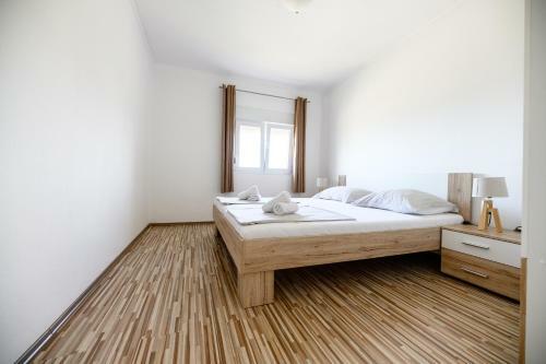 Apartments M