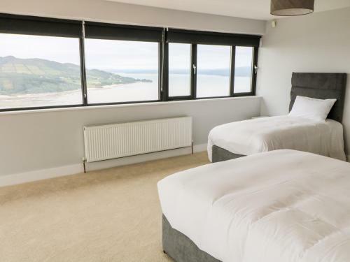 3 Harbour View