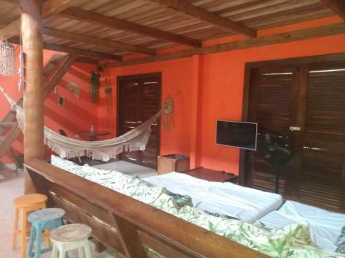 Casa Para�so Amarelo Com Vista Para O Farol E O Mar
