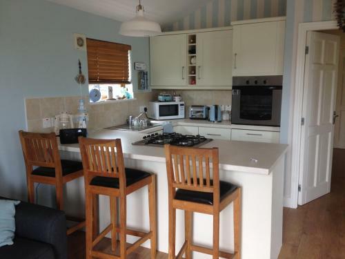 Wild Atlantic Way...cosy Log Cabin