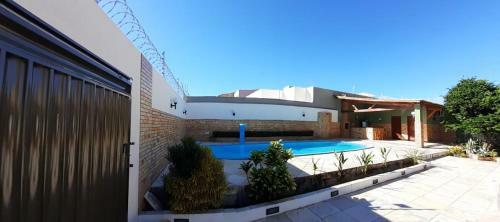 Apartamento Deck Com Su�te/piscina/garagem. Pr�x. Ufca/unile�o