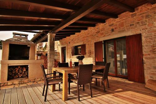 Villa Krnica - House Sunshine Mit Pool Und Aussicht