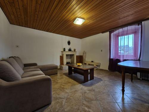 House Krnica 2120