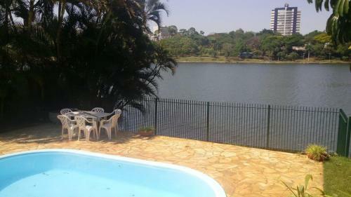 Casa No Lago Igap�. 3 Su�tes. Familiar.