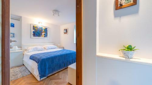 Apartment Mair