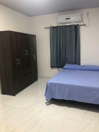 Apartamento Bem Localizado Na Av.principal