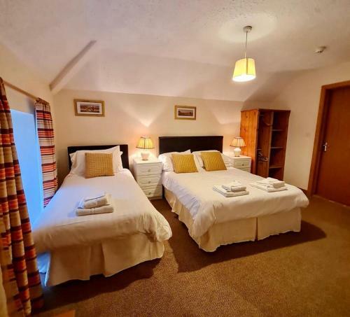 Hotel The Acres B&B