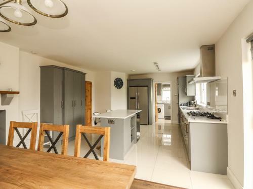 17 Clover Hill