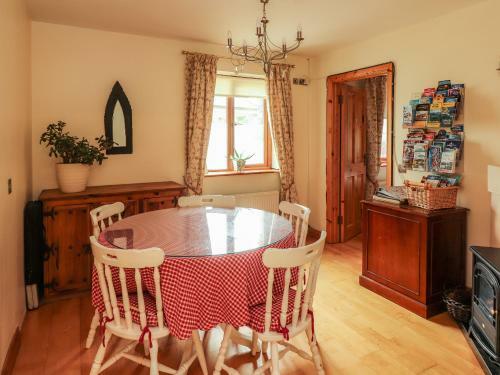 Gleston Cottage