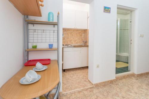 Apartments By The Sea Hvar - 10430