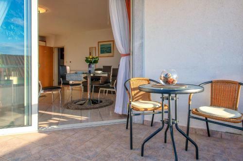 Hostal Apartments Jakic 1