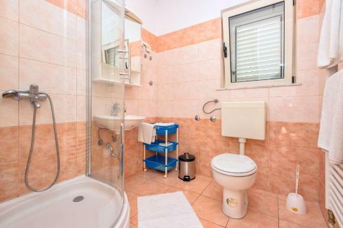 Hostal Apartments Jakic 1