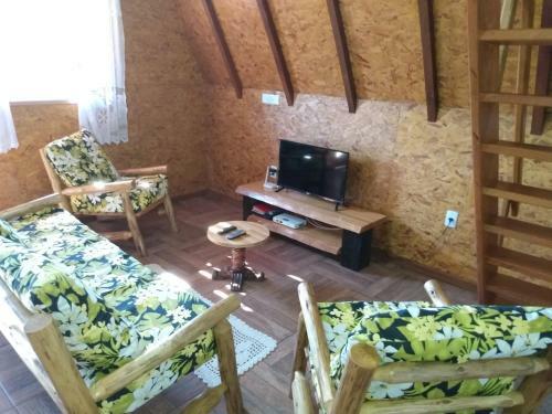 Recanto Mau� - Chal� Azaleia