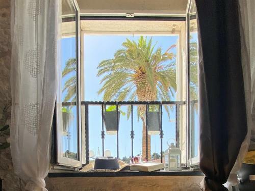 Waterfront Apartment Prosper - Hvar