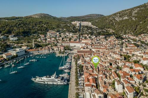 Hvar Out Apartment