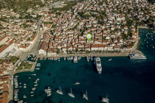 Hvar Out Apartment