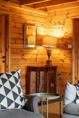 Rock Lodge