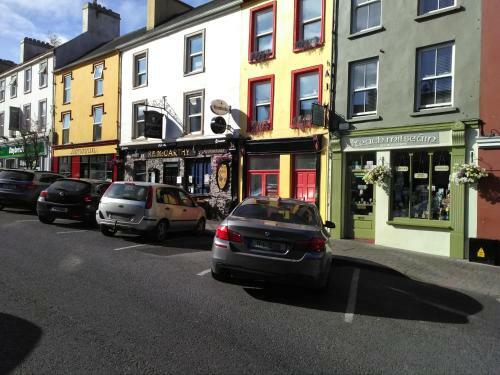 Hostal 12a Main Street Kenmare No.2