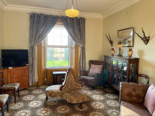 Nore View House