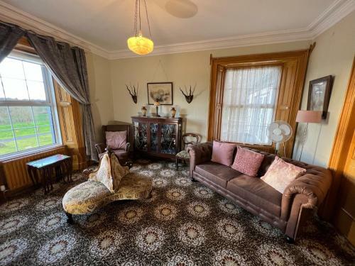 Nore View House