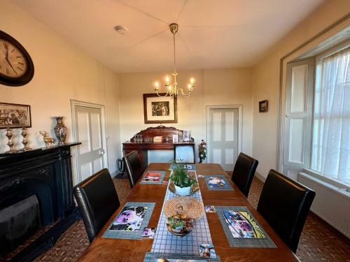 Nore View House