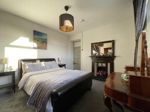 Nore View House