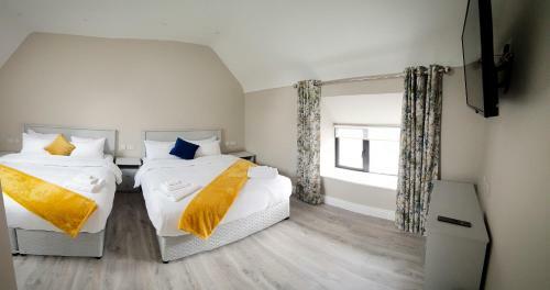 Bed & Breakfast The Leitrim Inn And Blueway Lodge