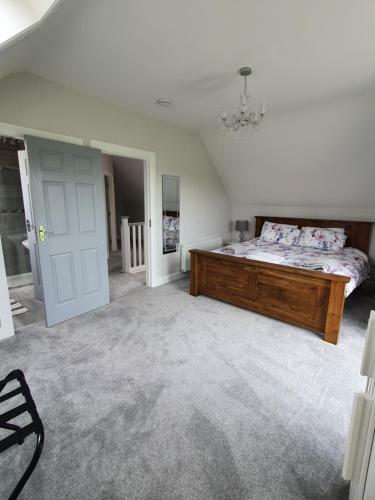 N0 2 Greystones Clock Tower Lodge