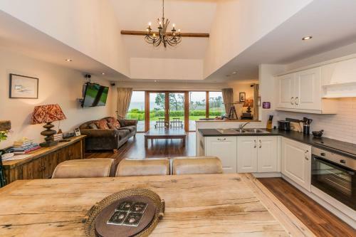 Ardkilly Ridge, Kinsale Town,sleeps 8