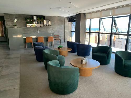 Apartamento Edif�cio Time Apto 1314 - 300m Praia Ponta Verde
