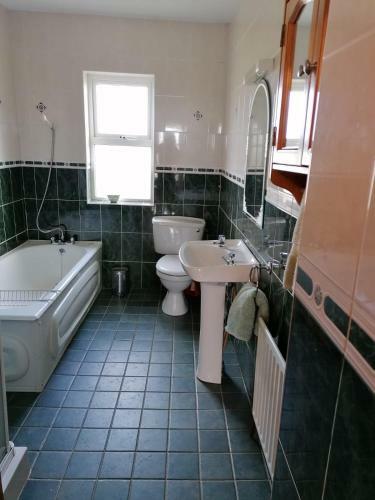 Atlantic Way Farmhouse