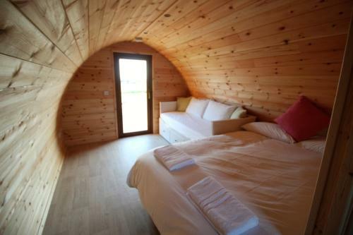 Geraghtys Farmyard Pods
