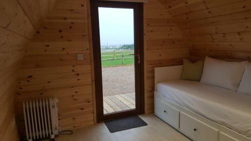 Geraghtys Farmyard Pods