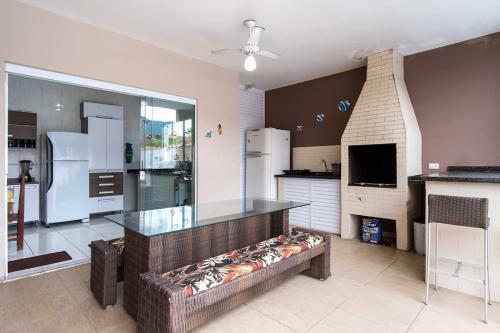 Casa Com Piscina E Churrasq Na Praia Massaguacu, Sp