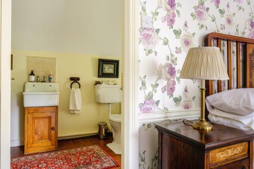 Brooklawn House Bed And Breakfast