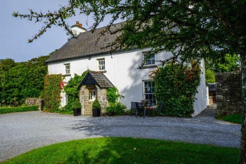 Brooklawn House Bed And Breakfast