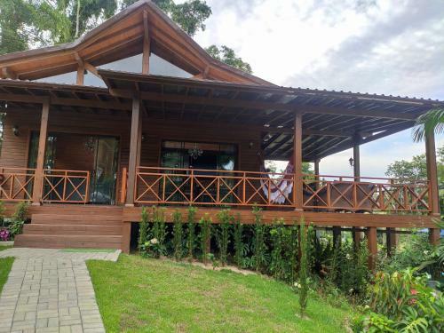 Casa De Campo Nova, Com Lareira E Piscina