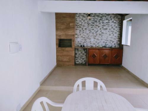 Casa Na Praia C/ Churrasqueira E Piscina.