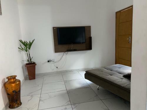 Apartamento Residencial Rita de C�ssia Apto 302