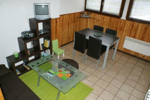 Camping Du Pont De Braye