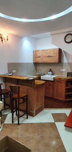 Marco's Two Storey Main Door 1 Bedroom Duplex Apartment
