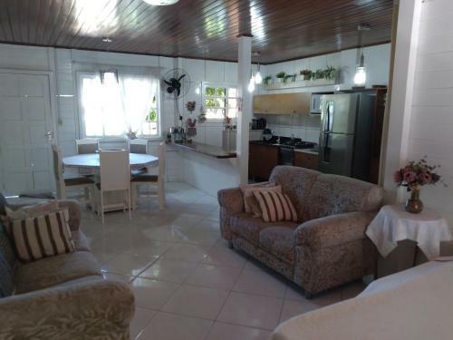 Casa Familiar Na Praia de Morrinhos