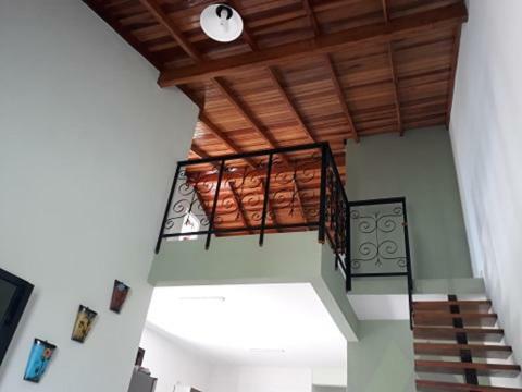 Casa Nova E Ampla Na Praia De Pi�arras