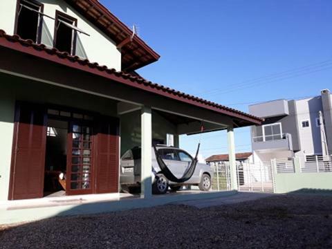 Casa Nova E Ampla Na Praia De Pi�arras