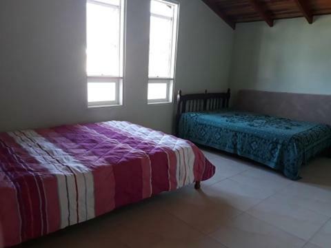 Casa Nova E Ampla Na Praia De Pi�arras
