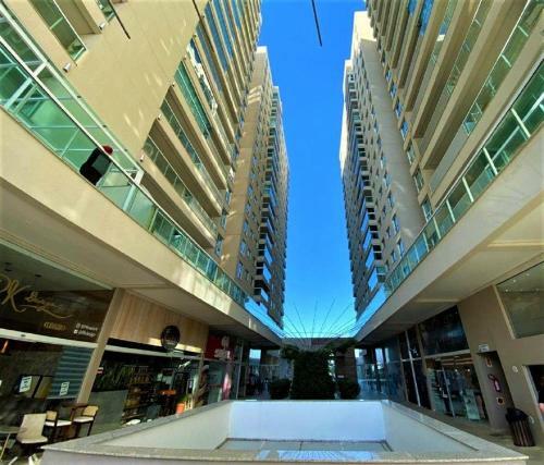 Apartamento Bali Beach Vista Mar Em B. Pi�arras/sc
